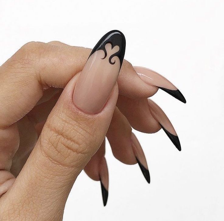 Goth Nails, Edgy Nails, Grunge Nails, Nails Polish, Heart Nails, Fire Nails, Dream Nails, Pretty Acrylic Nails, Chic Nails