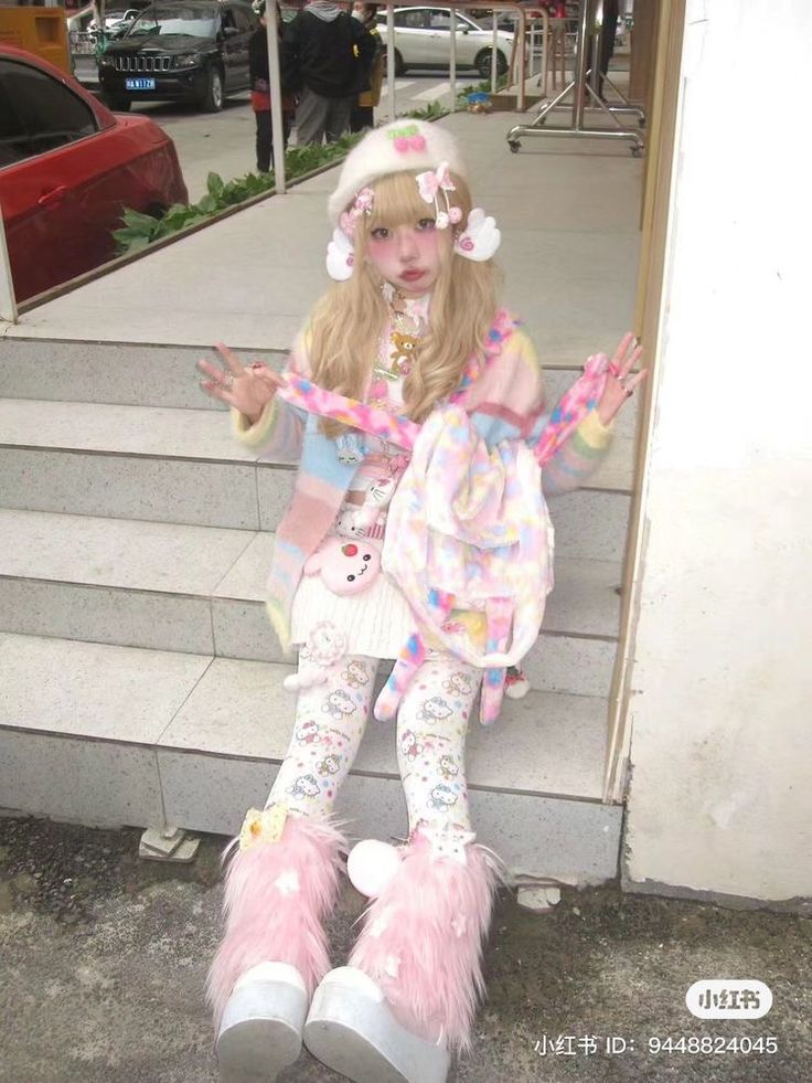 Decora Outfits, Harajuku Decora, Kawaii Outfit Ideas, Estilo Harajuku, Anime School, Harajuku Fashion Street, Cosplay Kawaii, Girl Cat, Harajuku Outfits