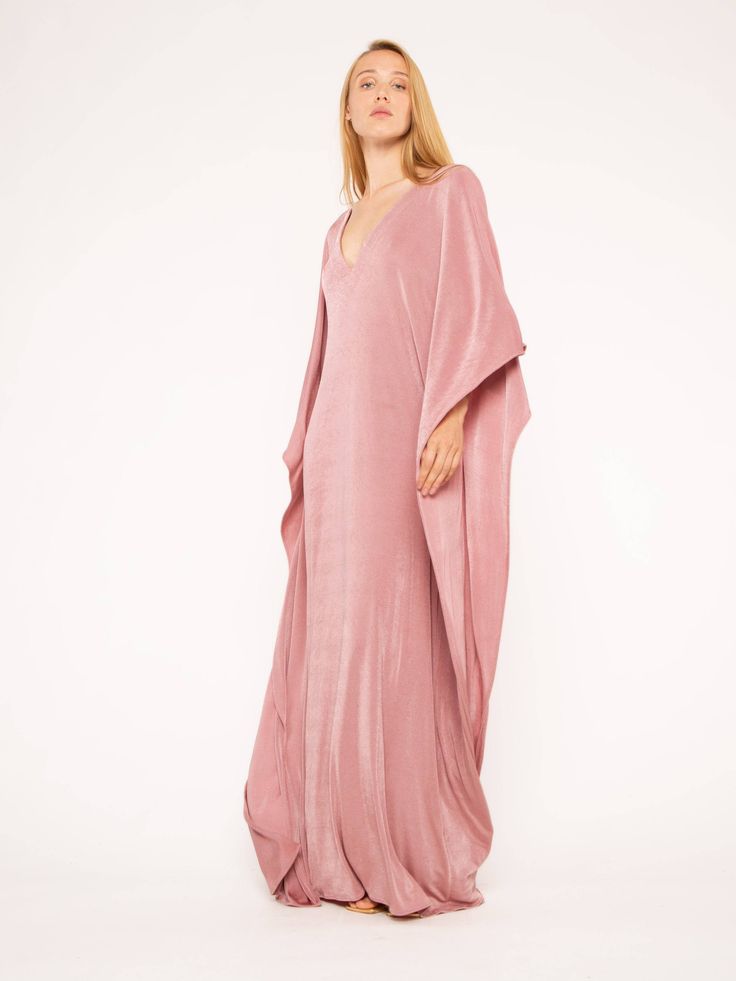 Dusty Rose Slinky Caftan Entertaining At Home, Dusty Rose Dress, Perfect Pant, Dress Dusty, Caftan Dress, By The Beach, Wrinkle Free, Dusty Rose, Elegant Style