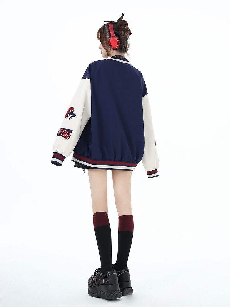 This price is for a jacket only, others are not included.   	 		 			Size 			S 			M 			L 		 		 			Full Length 			70 			72 			74 		 		 			Bust 			128 			132 			136 		 		 			Shoulders 			58 			59 			60 		 		 			Sleeve Length 			56 			57 			58 Casual Fall Windbreaker For College, Winter Varsity Jacket With Patchwork And Baseball Collar, Winter Cotton Varsity Jacket With Stand Collar, Oversized Long Sleeve Windbreaker For College, College Fall Windbreaker With Letter Print, Long Sleeve Cotton Track Jacket With Patchwork, Winter Varsity Jacket With Patchwork, Cotton Long Sleeve Track Jacket With Patchwork, Cotton Patchwork Long Sleeve Track Jacket