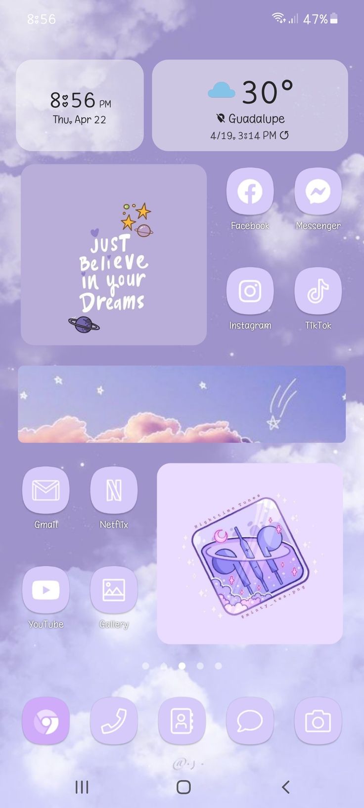 the purple theme on this phone is very pretty