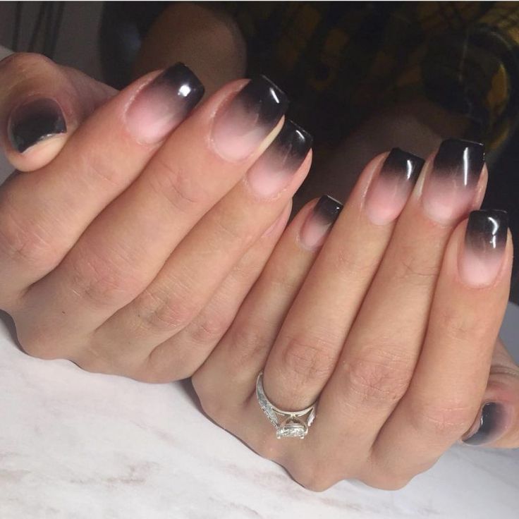 Nails Black Ombre, Natural Nail Shapes, Black Ombre Nails, Ombre Gel Nails, Faded Nails, Black Gel Nails, Ombre Manicure, Nail Looks, Striped Nails