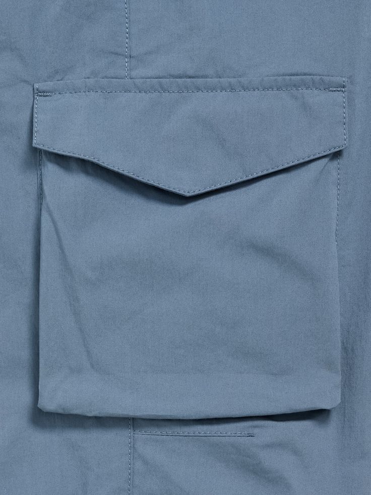 elasticized waistband drawstring on-seam welt pockets cargo pockets at each leg cinched leg cuffs welt pockets at back loose fit tapered legs models are approx.  4’3” – 4’8” and wear size 8machine wash according to the care instruction label