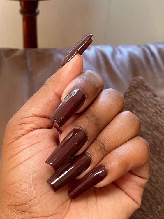 #follow #nailart #nailsofinstagram #nails #acrylicnails #longnails #beautyblog #blogging #blogger #blog Emerald Nails, Brown Acrylic Nails, Brown Nail, Brown Heart, Brown Nails Design, Classy Acrylic Nails, Coffin Nails Long, Brown Nails, Stick On Nails