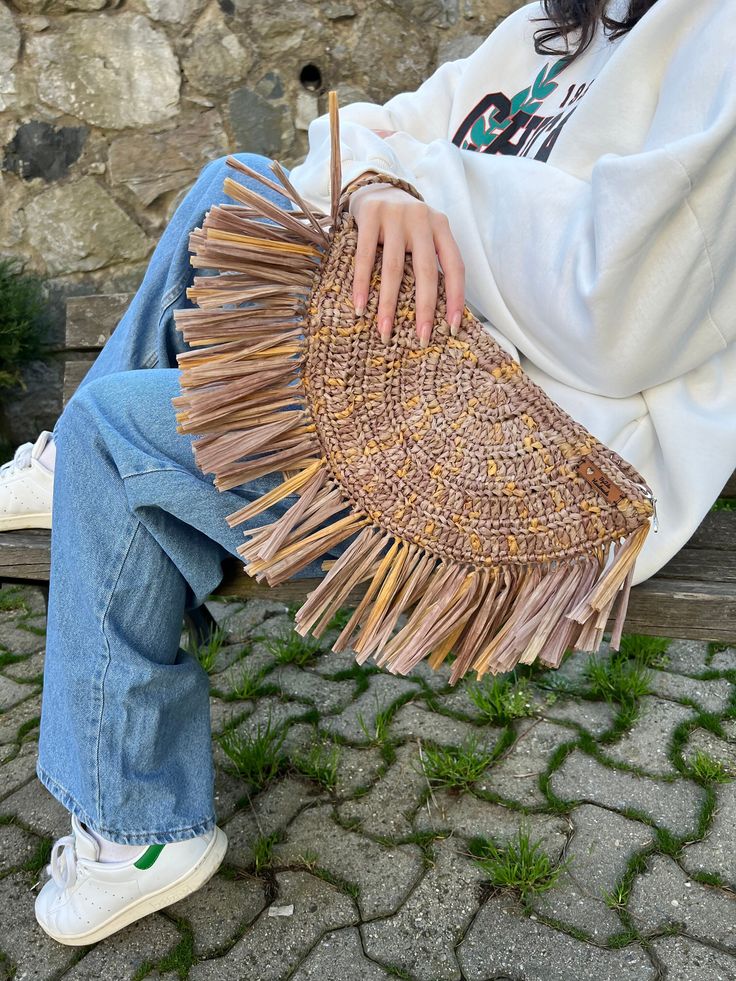 Trendy Brown Handheld Crochet Bag, Trendy Handheld Crochet Bag In Brown, Trendy Brown Summer Clutch, Trendy Brown Crochet Pouch Bag, Handmade Brown Handheld Clutch, Brown Handheld Clutch For Summer, Handheld Brown Clutch For Summer, Bohemian Brown Clutch For Summer, Beige Bohemian Clutch For Daily Use