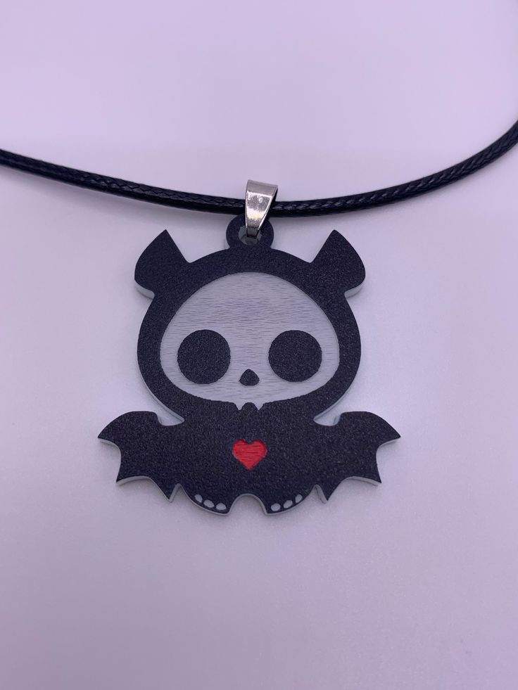 Skelanimals Outfit, Bat Jewelry, Bat Necklace, Emo Scene Hair, Dark Halloween, Acrylic Necklace, Goth Necklace, Halloween Gothic, Animal Necklace