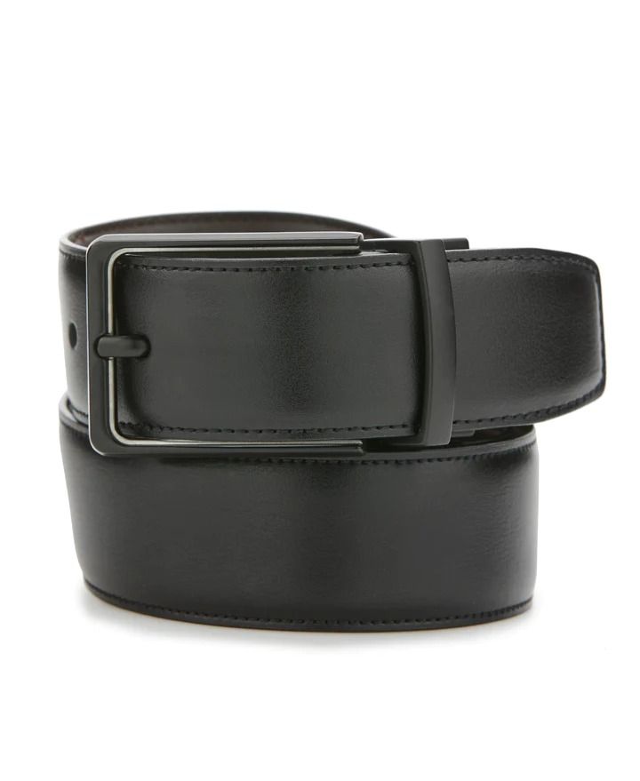 Make any outfit complete with this men's belt made from 100% leather with a black finish, so you can pair it with almost anything. Classic Black Belt For Business Casual, Modern Business Belt Buckles With Belt Included, Modern Black Leather Belt, Black Leather Belt For Business Casual, Modern Black Leather Belts And Suspenders, Modern Black Belt With Belt Clip, Modern Black Belt With Clip, Black Leather Belt Buckles For Workwear, Black Leather Belt Buckle With Clip