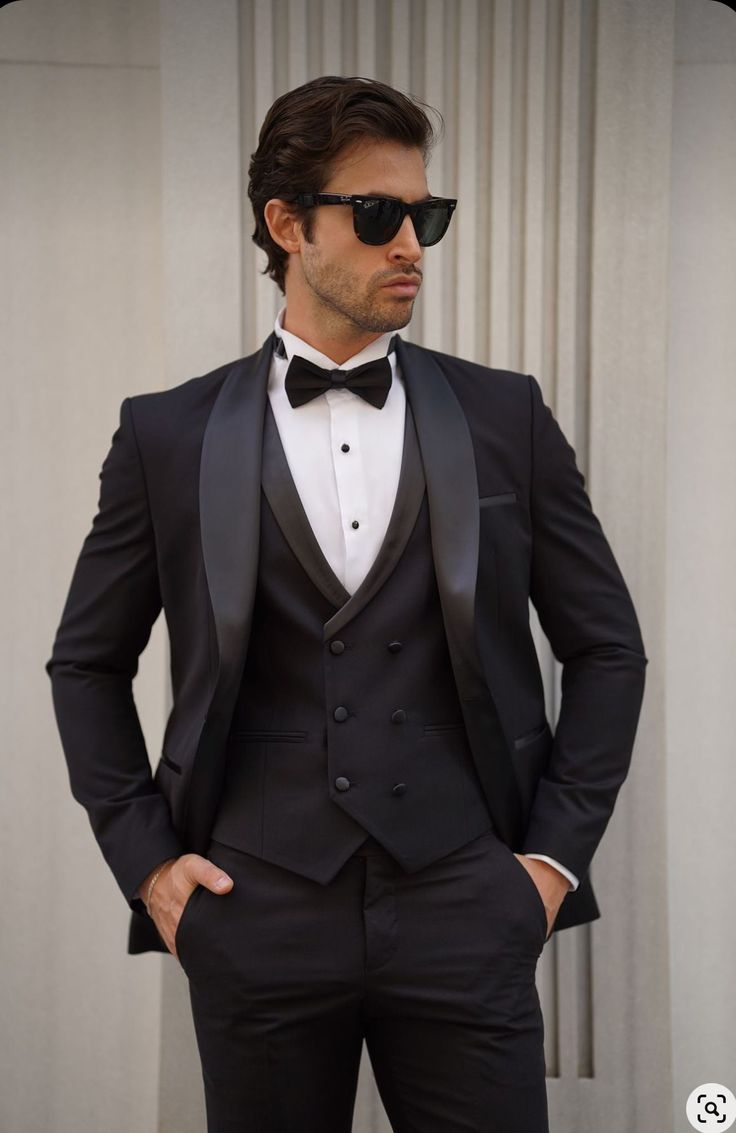 Black Tuxedo Suit, Godfather Gifts, Suits Men, Prom Suits, Looking Dapper, Tuxedo Suit, Black Tuxedo, Jacket Vest, Slim Fit Suit