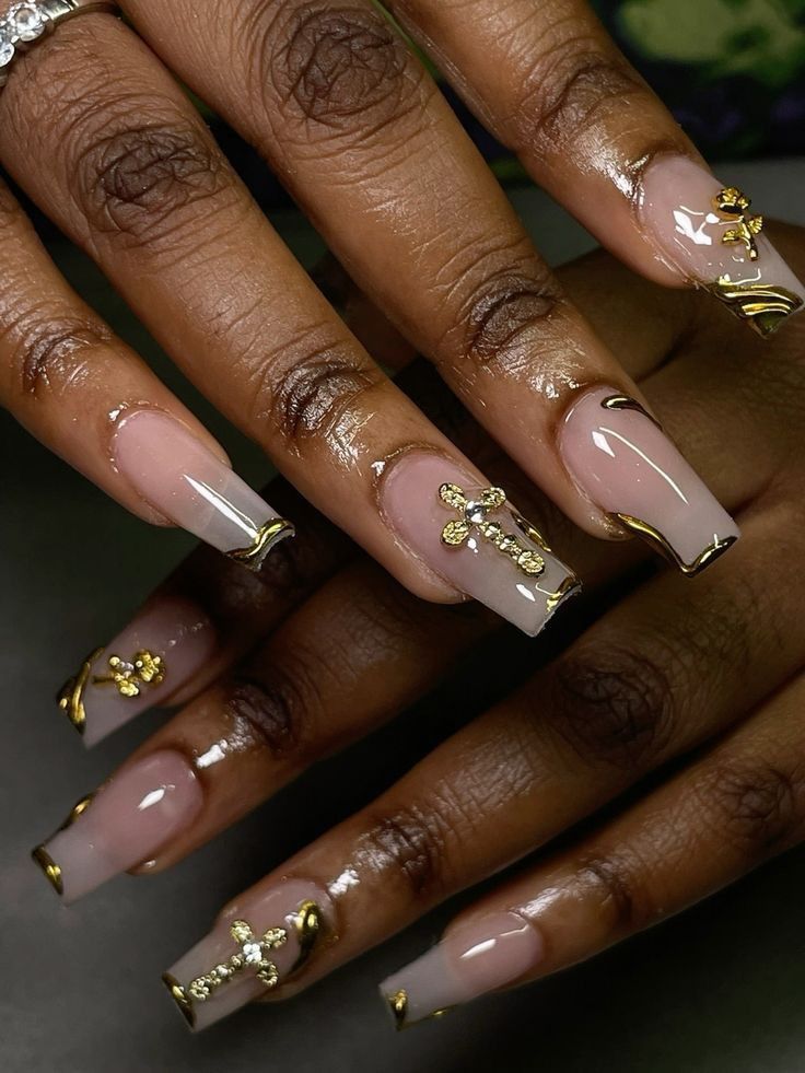 Back To School Nails Chrome, God Nails Design, Matric Nails, Gold Chrome Nails Designs, Nails In Gold, Baddie Nails Ideas, Chrome Gel Nails, Nail Ideas Simple, Nail Gold