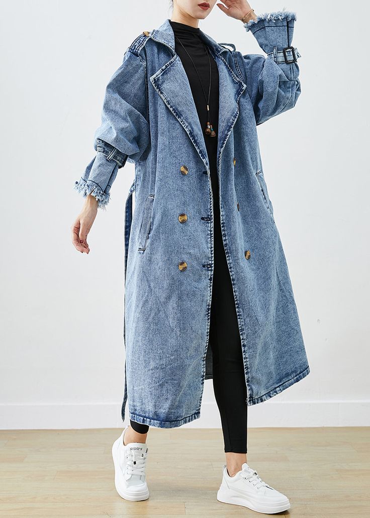 Denim Trench Coat Outfit, Long Denim Coat, Trench Coat Fall, Jean Trench Coat, Moda Denim, Trench Coat Outfit, Denim Trench Coat, Look Plus Size, Mode Jeans