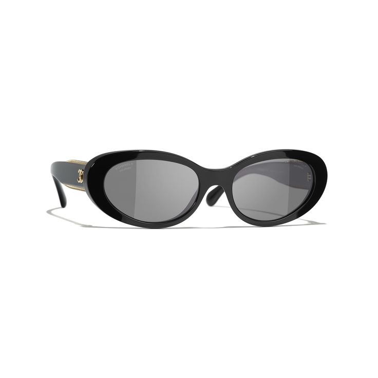 Sunglasses: Oval Sunglasses, acetate — Fashion | CHANEL Chanel Eyewear, Sunglasses Oval, Mode Chanel, Chanel Store, Eyewear Shop, Fashion Chanel, Chanel Collection, Chanel Couture, Chanel Official