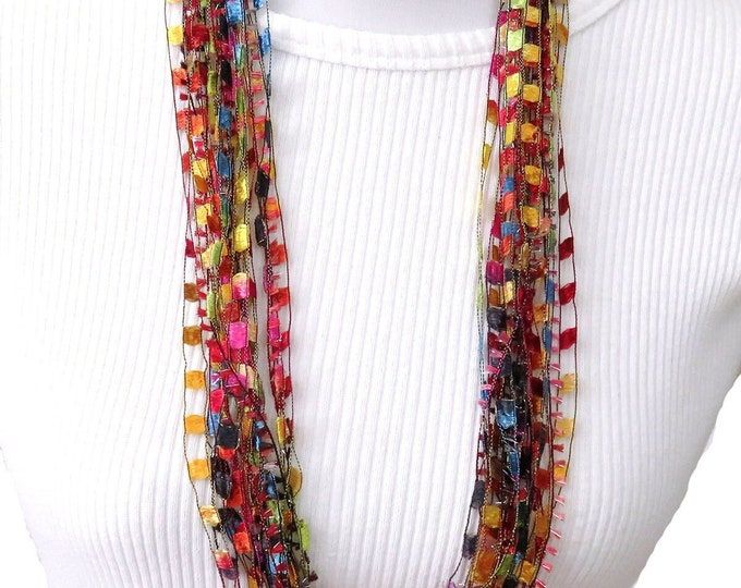 Ladder Yarn Necklace Lightweight Crocheted Jade Trellis Yarn - Etsy Multi-strand Summer Jewelry For Party, Spring Beaded Party Necklaces, Spring Beaded Party Necklace, Spring Party Beaded Necklace, Handmade Necklaces For Spring Parties, Multicolor Necklaces For Spring Party, Spring Party Green Necklaces, Ladder Yarn Necklace, Ladder Yarn