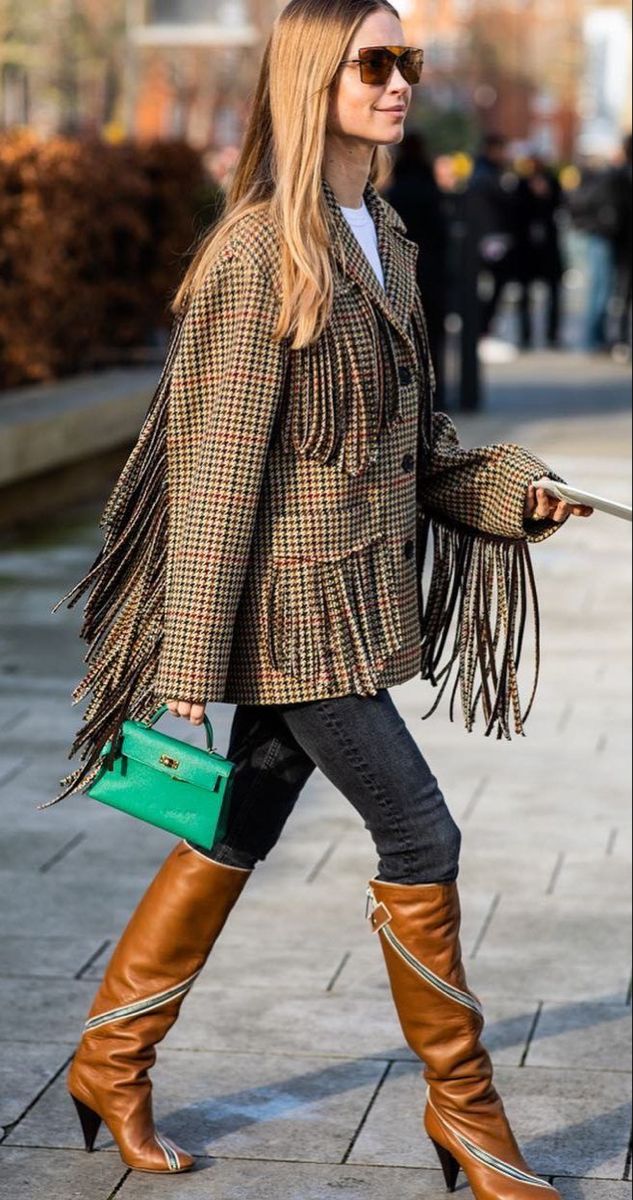 Pernille Teisbaek, Fringe Clothing, Fall Trends Outfits, London Fashion Weeks, Fall Outfits For Work, Fringe Jacket, Looks Street Style, Outfit Inspiration Fall, Fall Street Style