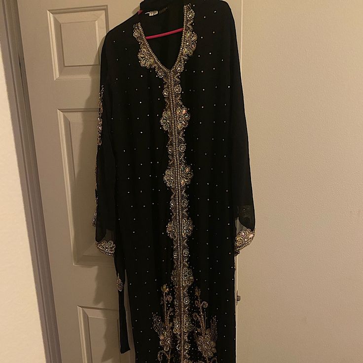 Traditional Moroccan Dress Perfect For Ramadan Festivities, Black Chiffon With Sequins On Front And Sleeves. Tag Says 4xl But Fits More Like Xl. Never Been Worn, Brand New Elegant Fitted Black Abaya, Traditional Black V-neck Abaya, Elegant Black Tunic Abaya, Formal Fitted Black Abaya, Traditional Black Tunic Dress, Black V-neck Abaya For Eid, Fitted Black Abaya For Wedding, Black Long Sleeve Abaya For Evening, Black Long Sleeve Party Abaya