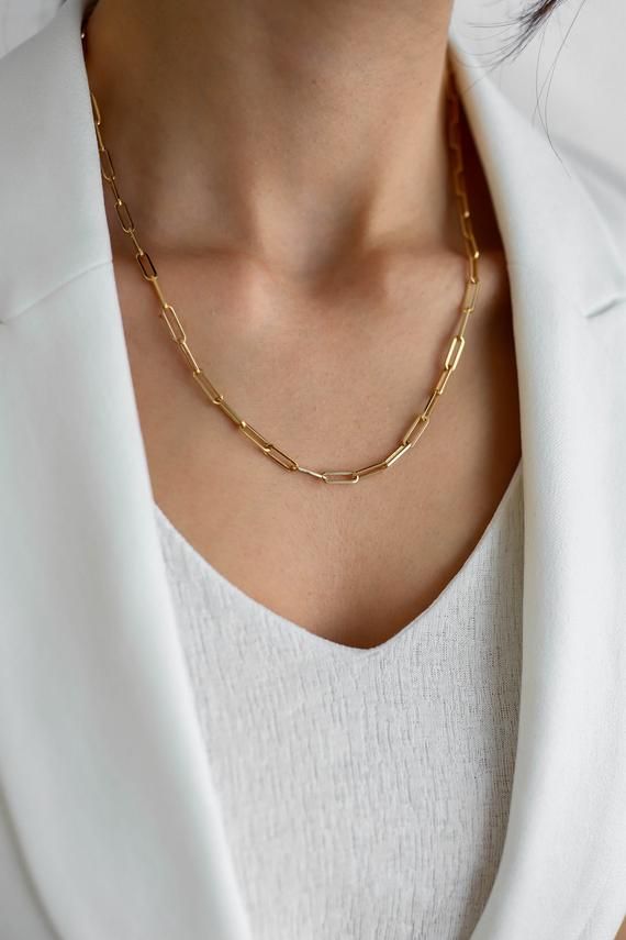 Paperclip Chain 14k Solid Gold Necklace, Rectangle Long Link Necklace, 3.7 mm Width, Oval Link Chain NecklaceMaterial: 14k Solid Gold (Not Gold Filled or Gold Plated)Karat: 14K (real gold) 585Gold Color: Yellow GoldClosure: Lobster claspWidth : 3,7 mmThickness: 1,08 mmMore Necklace • From • Ushttps://www.etsy.com/shop/FiEMMA?ref=shop_sugg§ion_id=13783302 Solid Gold Bracelet, Solid Gold Necklace, Round Rings, Rose Gold Necklace, Chain Link Necklace, Link Necklace, Paper Clip, Photo Jewelry, Chain Bracelet