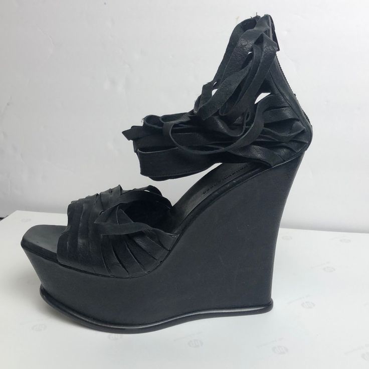 Vera Wang Lavendar Label Platform Black Leather Multistrap Sandals. Platform Back 5.5”, Front 2” Supertall. These Were Runway Shoes, And Have Some Scuff Marks On The Platforms From Being Tossed Around In Storage For A While, So I’m Not Listing New With Tags, But Otherwise New Condition. Zip Back. Size 9.5. Super Statement Shoes! Will Consider All Reasonable Offers! Evening Closed Toe Wedge Sandals With Heel Loop, Strapped Evening Sandals For Spring, Leather Heels With Straps, Chic Wedge Sandals With Strap And Round Toe, Evening Closed Toe Wedge Sandals With Buckle, Spring Strapped Sandals With Wrapped Heel, Strapped Sandals With Heel Strap For Evening, Summer Leather Strapped Heels, Strapped Leather Heels For Summer