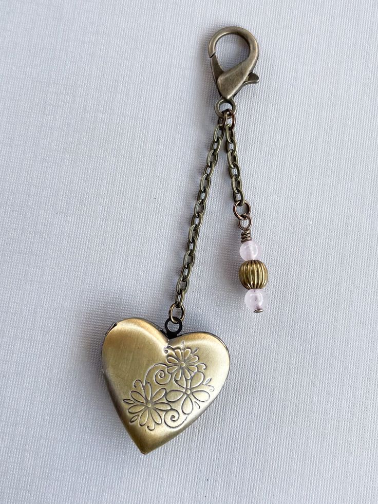 Locket Keychain, Bag Charm, Heart Charm Bag Charm, Personalized Keychain, Accessories Gift Car Key Charms, Country Keychains, Savannah Core, Bag Accessories Keychain, Locket Keychain, Jewelry Keychain, Photography Journal, Cool Piercings, Keychain Accessories