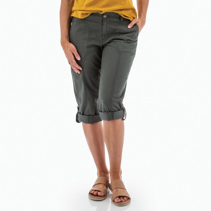 When you need flexibility for your warm-weather days, look no further than the Delmar Crop Pant which features a rollable inseam that can be secured with a tab. Start the cooler summer mornings with the pants unrolled, offering 24" of coverage. As the day warms, roll the Delmar up for a comfortable 17" inseam. Whichever length is right for you, you can be ensured breathability, stretch, fit, and comfort, from an optimal balance of organic cotton and spandex, all wrapped in a peached weave that p Casual Beach Capri Pants, Casual Capri Length Pants For Beach, Beach Capris With Pockets, Casual Mid-rise Cargo Pants For Summer, Summer Cotton Bottoms For Outdoor, Cotton Summer Bottoms For Outdoor Activities, Summer Cotton Bottoms For Outdoor Activities, Casual Stretch Bottoms With Upf 50+, Casual Mid-rise Pants With Rolled Hem