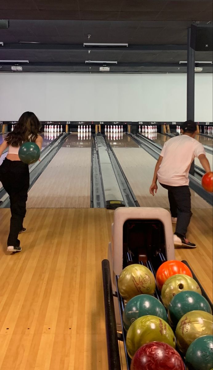 bowling, friend, brother, sister, bf, girlfriend, couple, date, arcade Couple Bowling Aesthetic, Bowling With Friends Aesthetic, Bowling Date Aesthetic, Couple Bowling, Sports With Friends, Bowling With Friends, Bowling Friends, Couple Activity, Bowling Aesthetic