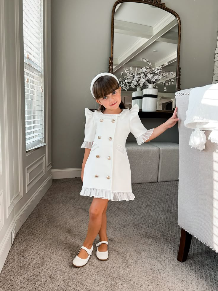 White Tuxedo Dress – Petite Maison Kids White Tuxedo Dress, Hardware Buttons, White Tuxedo, Matching Mom, Tuxedo Style, Kids Fashion Dress, Style Blazer, Tuxedo Dress