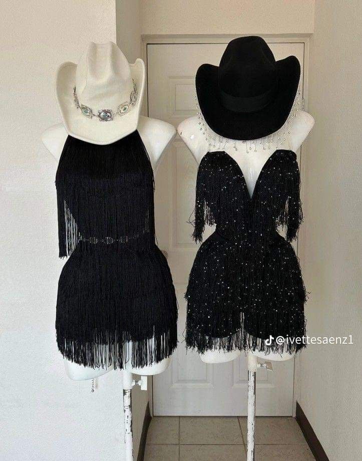 Outfit Latina, Vestidos Country, Surprise Dance Outfits, Trajes Country, Vaquera Outfit, Cowgirl Style Outfits, Fest Outfits, Latina Fashion Outfits, Western Wear Outfits