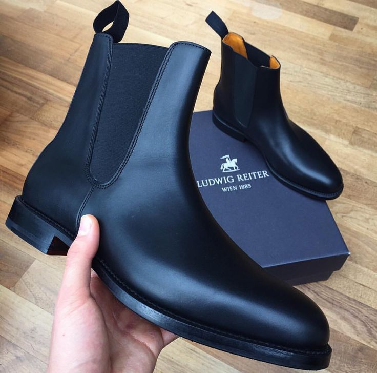 Chelsea Boots Men Outfit, Boots Men Outfit, Gents Shoes, Boots Outfit Men, Black Leather Chelsea Boots, Mens Dress Boots, Great Outfits, Gentleman Shoes, Botas Chelsea