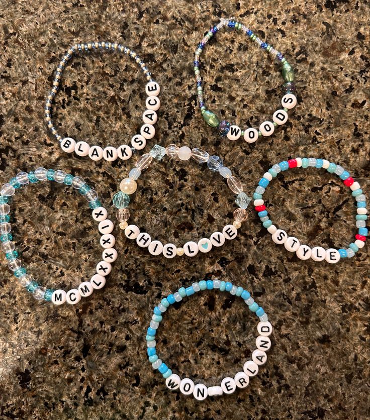 Style Bracelet Taylor Swift, 1989 Taylor Swift Friendship Bracelet, Blank Space Bracelet, 1989 Taylor Swift Bracelet Ideas, 1989 Friendship Bracelet Ideas, 1989 Bracelet Ideas, 1989 Bracelet Taylor Swift, Taylor Swift 1989 Eras Tour, 1989 Friendship Bracelet