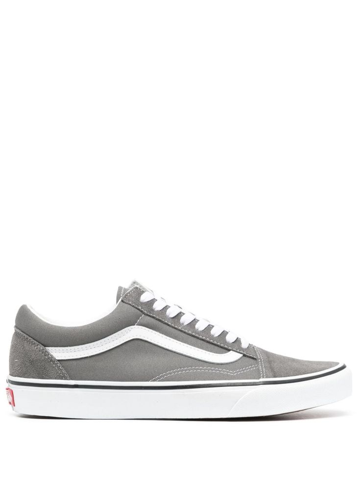 grey/white calf leather panelled design suede panelling round toe signature Vans Sidestripe branded insole logo at the sole flat rubber sole front lace-up fastening Old School Shoes, Vans Aesthetic, Low Top Vans, Design Sneakers, Old School Vans, Grey Vans, Travel Capsule, Vans Shop, Fashion 2024