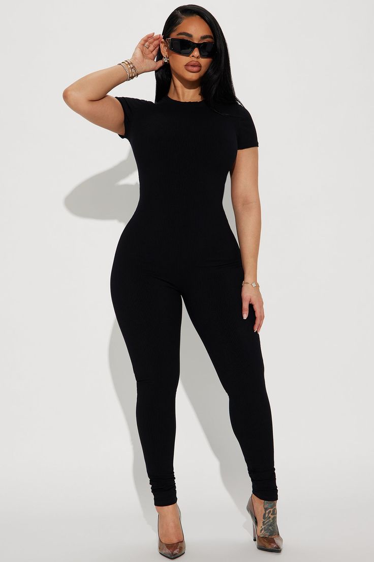 Available In Black And Navy. Jumpsuit High Neck Short Sleeve Zipper Back Closure Legging Stretch Compression Rib 82% Rayon 18% Spandex Imported | Malia Snatched Jumpsuit in Black size 3X by Fashion Nova Baddie Christmas Outfits, Gal Gadot Wonder Woman, Navy Jumpsuit, Cute Lazy Outfits, Jeans Cargo, Lazy Outfits, Classy Fashion, Jumpsuit Black, Gal Gadot