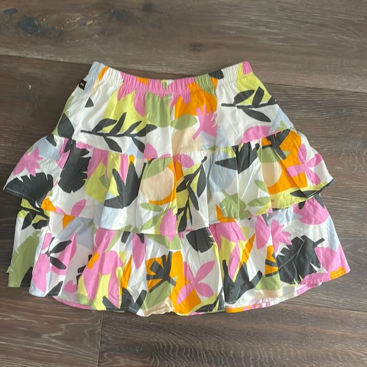 Tea Collection! Size 10 Color - Oasis Floral Tiered Skirt, Banded Waist Smoke Free/Pet Free Home Cute Cotton Skirt With Floral Print, Playful Summer Skirt, Playful Pink Mini Skirt, Playful Pink Skirt, Playful Flowy Skirt For Spring, Summer Tiered Mini Skirt, Playful Mini Skirt For Summer, Playful Ruffled Skirt For Spring, Playful Spring Tiered Skirt