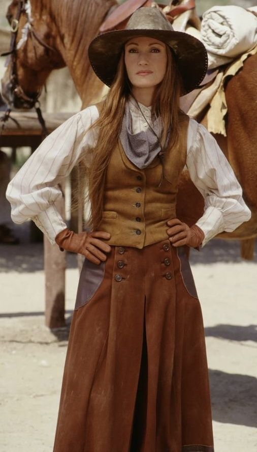 Old Western Outfits Women, Wild West Costumes, Wild West Outfits, Cowboy Costume, Cowgirl Costume, Cowboy Party, Cowboy Outfits, Western Outfits Women, Fashion Project