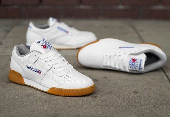 Classic Rebok w/ the gum sole(old school) Reebok Outfit, Reebok Workout Plus, Sneaker Trend, Sneaker Outfits, Reebok Sneakers, Sneakers Mode, Reebok Shoes, Reebok Classic, Mens Style