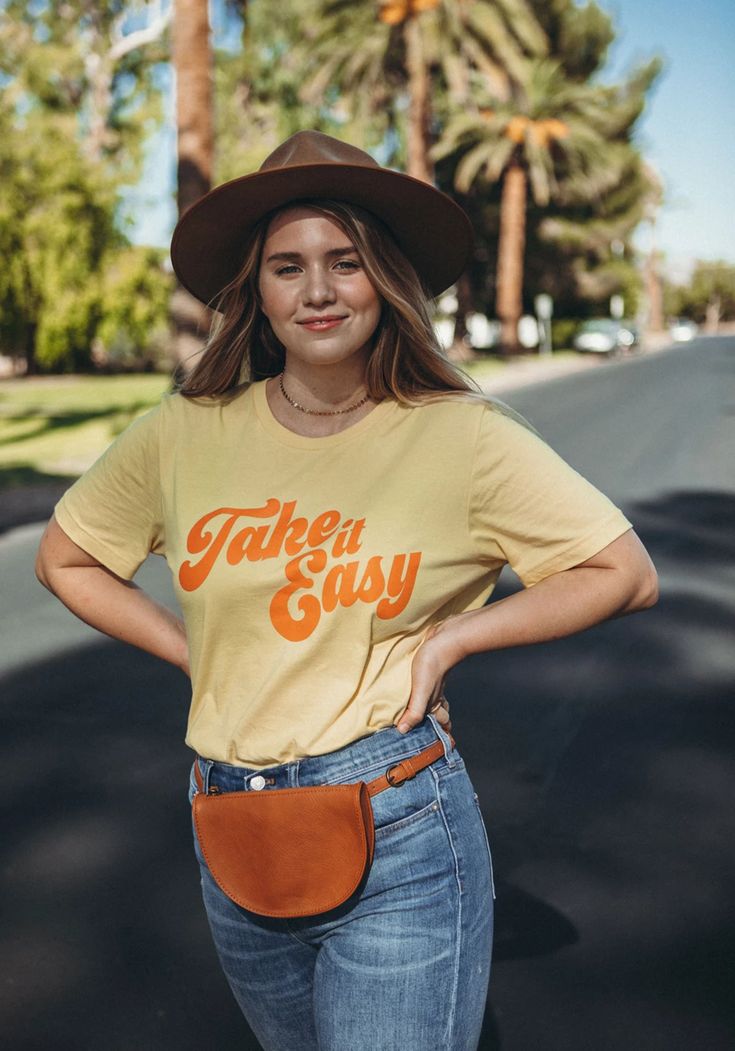 Retro Slogan Tops, Retro T-shirt For Everyday Fall Wear, Retro Everyday Fall Tops, Everyday Retro Fall Tops, Retro Everyday Tops For Fall, Retro Slogan T-shirt For Fall, Retro Fall Tops With Lettering, Retro Lettering Tops For Fall, Retro Text Print T-shirt For Everyday