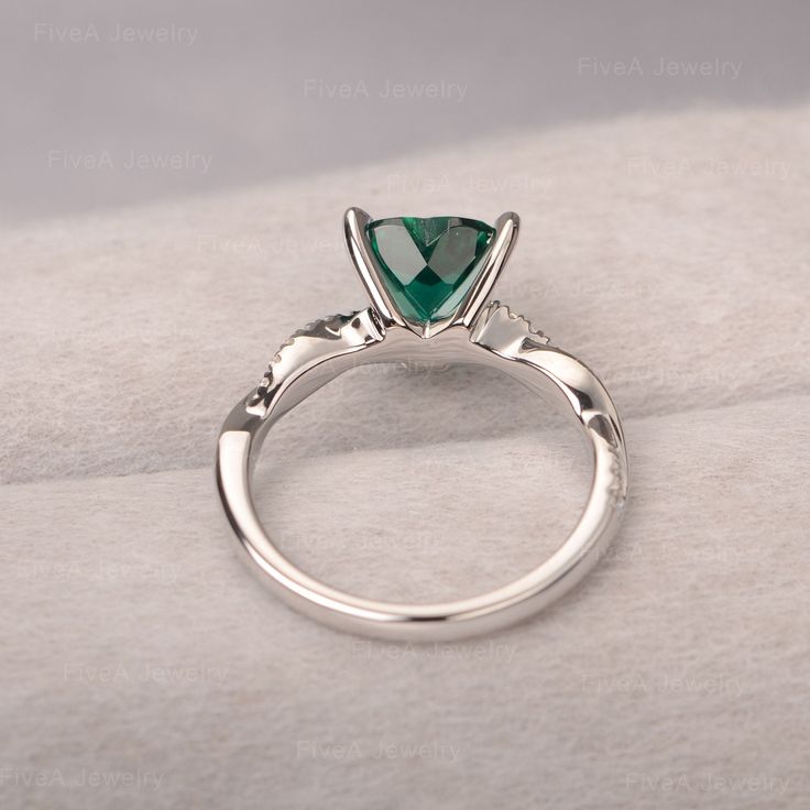 ◆ The ring is handcrafted from sterling silver and decorated with a dazzling 8*8 mm Lab Grown Emerald and CZs. It is suitable for engagement/anniversary/daily occasion. ◆ Production Description: Main stone Type: Lab Grown Emerald Main Stone Shape: Heart Cut Main Stone Size: 8*8 mm(1.59ct) Side stone: CZ Metal: 925 Sterling silver - Other options available in the drop down menu ◆ Customization: √Free for Add Engraving √Other Metal Type Available √Other Gemstones & Shapes Available √Personaliz Birthstone Engagement Rings, Heart Shaped Ring, July Birthstone Ring, Green Sapphire Ring, Engagement Ring Prices, Minimalist Engagement Ring, London Blue Topaz Ring, Green Heart, Ring Emerald