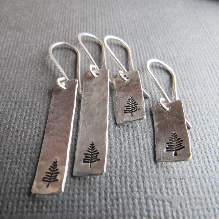 Stamped Metal Keychain Ideas, Hand Stamped Jewelry Silver, Stamped Jewelry Ideas, Metal Stamping Ideas, Stamped Metal Jewelry, Metal Stamping Projects, Impress Art, Stamping Jewelry, Stamp Jewelry