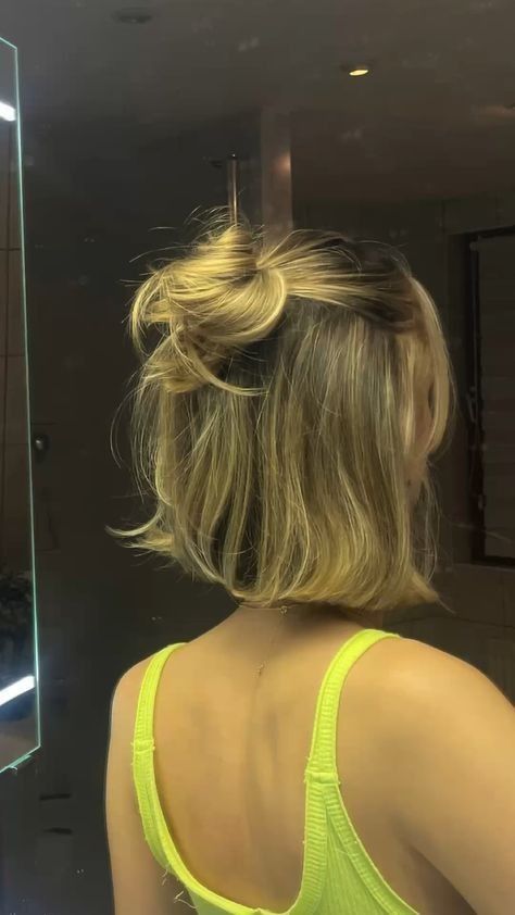 Going Out Hair For Short Hair, Half Hair Up Short Hair, Lob Styles Ideas, Half Up Half Down Lob, Bride Hairstyles For Short Hair Half Up, Short Hair Half Up Bun, Short Hair Styles Summer, Bob Wedding Guest Hairstyles, Half Up Half Down Bun Short Hair