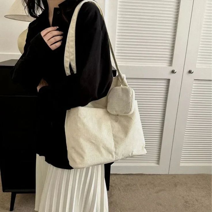 SPECIFICATIONSBrand Name: YIYUEQIANLIHign-concerned Chemical: NoneHandbags Type: Shoulder BagsTypes of bags: Shoulder & HandbagsMain Material: CorduroyLining Material: POLYESTERShape: Casual TotePlace Of Origin: HE BEI ProvincePlace Of Origin: HE BEI ?ProvinceOrigin: Mainland ChinaCN: HubeiPattern Type: SolidInterior: No PocketDecoration: noneExterior: Silt PocketOccasion: VersatileClosure Type: haspGender: WOMENStyle: CasualNumber of Handles/Straps: twoChoice: yessemi_Choice: yes Retro Purse, Vintage Shopping, Handbags Casual, Wedding Bag, Elegant Red, Casual Tote, Vintage Elegant, Girls Bags, Women Vintage