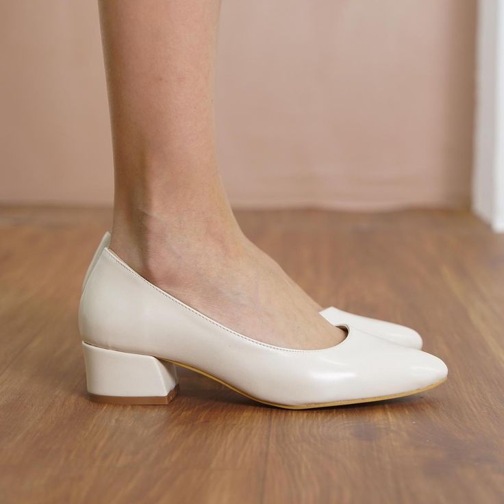 ♥ Handmade Vegan Women Wedding Pumps Step into elegance with these exquisite Bridal Block Heels, perfect for weddings and special events. Crafted from high-quality materials, these pumps offer a luxurious look and feel while being eco-friendly. The padded insole and Neolite Jurdan Base ensure maximum comfort and support, making them ideal for all-day wear. These stylish shoes are not only fashionable but also durable, lightweight, and designed to fit standard foot dimensions perfectly. Whether you're the bride, a bridesmaid, or attending as a guest, these wedding shoes will add a touch of sophistication to your ensemble. They make a perfect gift for brides, friends, and loved ones who appreciate quality and style. Product Details: * Type: Handmade * Pattern: No Strap * Made to Order: Yes * Short Heel Pumps, Classic 4-inch Heels For Wedding, Elegant Cream Block Heels With 4-inch Heel, Chic Wedding Block Heels With Sculpted Heel, Feminine Wedding Flats, Classic Wedding Heels With Padded Heel, Elegant Wedding Block Heels With Padded Heel, Feminine Closed Toe Court Shoes For Formal Occasions, Cream Flat Heel Court Shoes For Formal Occasions