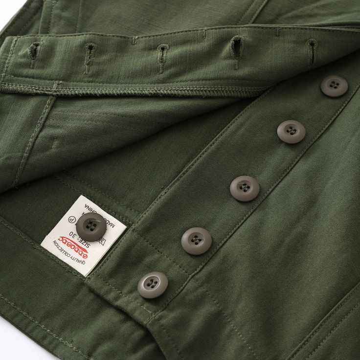 Product information: Pattern: solid color Color: Army Green, khaki, black, navy blue, brown Size: 30, 32, 34, 36, 38 Fabric name: Cotton Fabric: pure cotton Main fabric composition: Cotton Applicable Gender: Male Size: Note: 1. Asian sizes are 1 to 2 sizes smaller than European and American people. Choose the larger size if your size between two sizes. Please allow 2-3cm differences due to manual measurement. 2. Please check the size chart carefully before you buy the item, if you don't know how to choose size, please contact our customer service. 3.As you know, the different computers display colors differently, the color of the actual item may vary slightly from the following images. Packing list: Pants*1 Product Image: Utility Khaki Chinos For Workwear, Military Style Cotton Pants With Welt Pockets, Khaki Chinos With Patch Pockets For Work, Casual Khaki Button-up Bottoms, Khaki Chinos With Pockets For Work, Khaki Chinos For Workwear, Casual Cotton Cargo Pants With Buttons, Solid Button-up Pants With Pockets, Khaki Cotton Workwear Bottoms