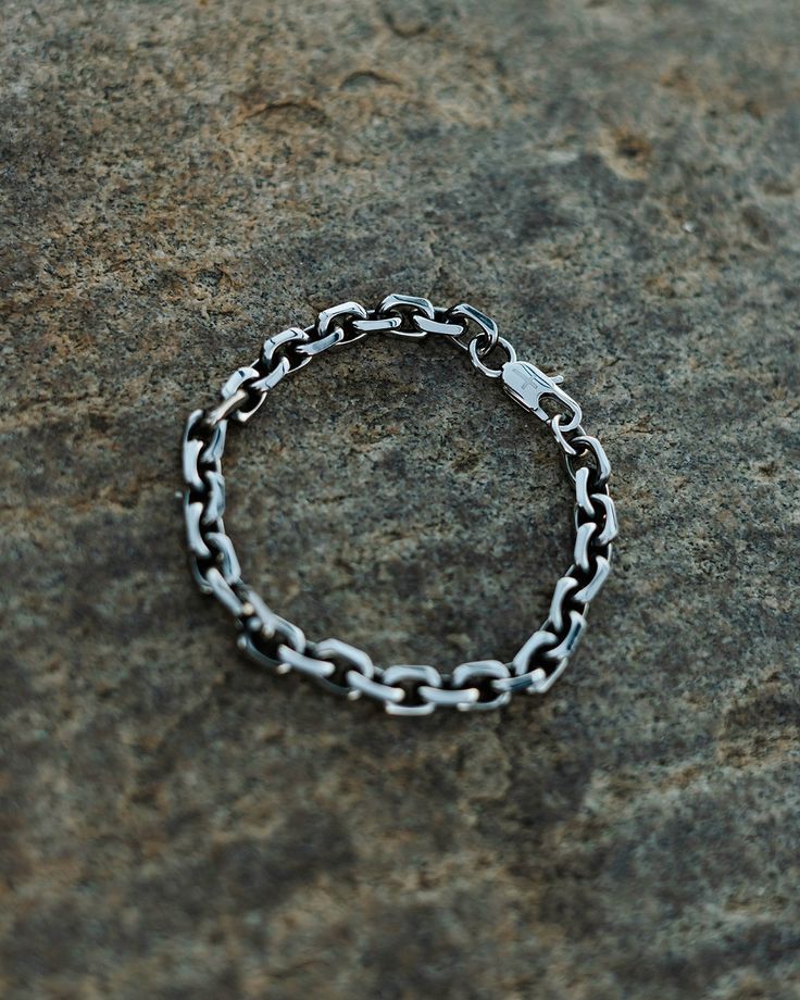 This bracelet is the perfect accessory for any outfit this summer. It also serves as a subtle daily reminder that God can break the chains holding you back. 100% Stainless Steel Lifetime warranty Small- 7.5” Medium- 8.25” Large- 9” Silver Oval Link Bracelets For Everyday, Silver Chain Link Bracelets For Everyday, Trendy Stainless Steel Box Chain Bracelets, Sterling Silver Round Bracelet With Chain For Everyday, Trendy Stainless Steel Box Chain Bracelet, Trendy Silver Chain Bracelets For Gifts, Trendy Sterling Silver Chain Bracelet, Casual Everyday Jewelry In Stainless Steel, Casual Everyday Stainless Steel Jewelry