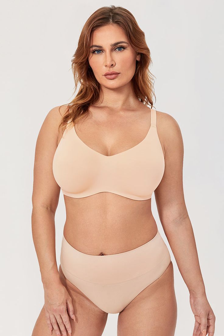 It's great to know that optimizing your elegance is simple with this bra. The bra is fashionable with a striking solid pattern and back closure that attracts women. This bra comes with stunning adjusted-straps, full cup shape, and a gorgeous beige color. Look and feel your best with this bra! SpecificationsBrand Name: GeraldBlackObscene Picture: NoSexually Suggestive: NoBra Style: UnlinedBra Style: SeamlessMaterial: SpandexMaterial: PolyamideOrigin: CN(Origin)Support Type: UnderwireCup Shape: Fu Bra For Women, Unlined Bra, Bra Style, Full Coverage Bra, Bra Styles, Solid Pattern, Beige Color, Plus Size, Bra