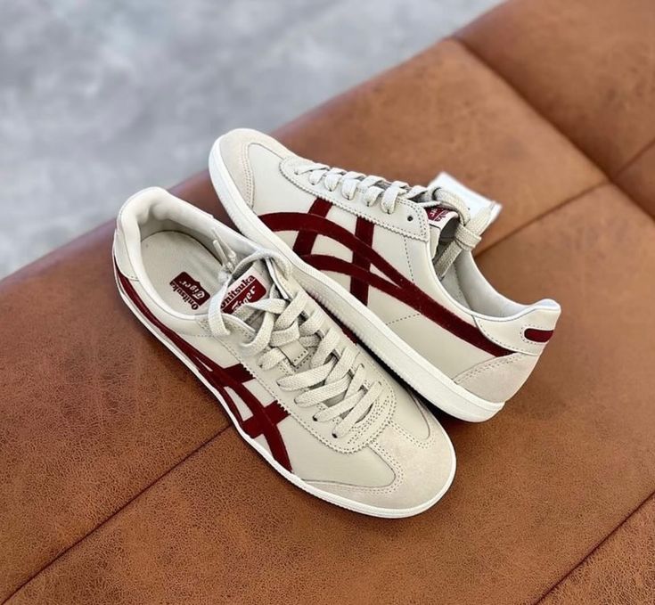 Onitsuka Tiger Tokuten «White Burgundy�” Osaka Tiger Shoes, Onitsuka Tiger Women Shoes, Winter Sneakers Women, Tokuten Onitsuka, Onitsuka Tiger Tokuten, Onitsuka Tiger Aesthetic, Woman’s Shoes, Tiger Shoes Onitsuka, Shoes To Get