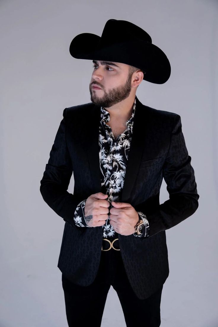 Cowboy Outfit Men, Cowboy Outfit For Men, Cowboy Outfits, Mexican Style, Fav Celebs, Family Outfits, Western Wear, Dress Codes, Business Man