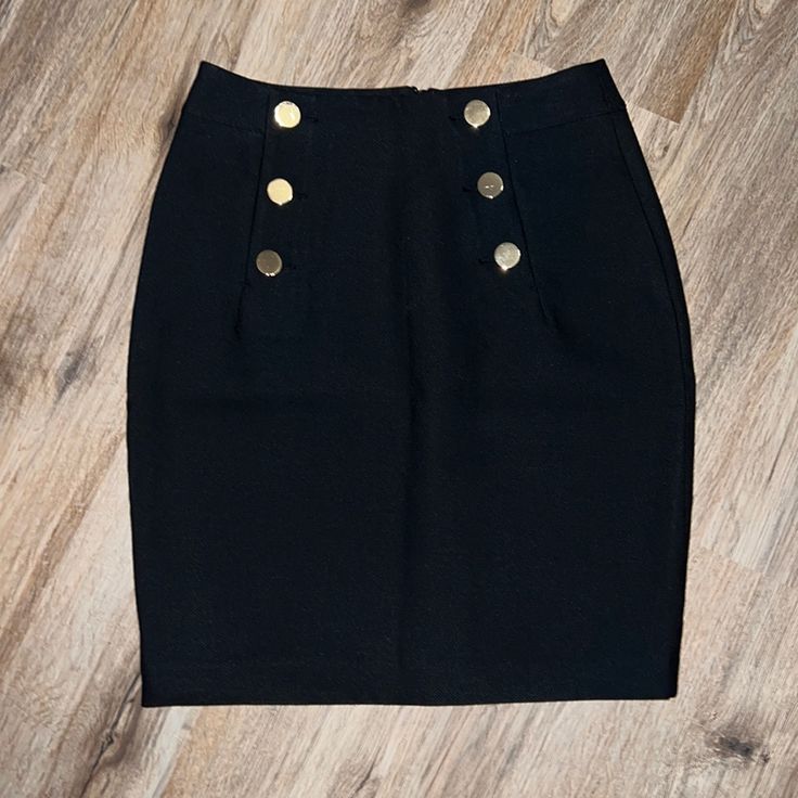 The Skirt Has Never Been Worn And Has Tags Attached. Elegant H&m Midi Skirt, H&m Lined Skirt Bottoms For Work, Chic Lined Skirt By H&m, Chic H&m Lined Skirt, Chic H&m Skirt, H&m Fitted Mini Skirt For Work, H&m Mini Skirt For Workwear, H&m Mini Skirt For Work, H&m Mini Skirt For Night Out With Lining