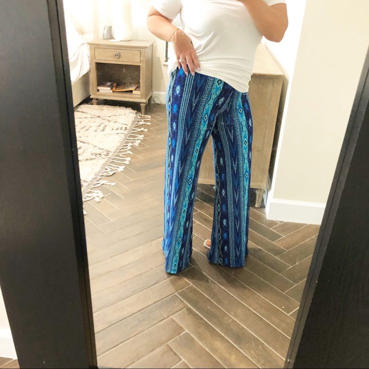 Blue Geometric Print Palazzo Wide Leg Boho Pants. These Pants Are Very Comfy And Have Stretch. Wide Waistband Modeling Size Medium If You Like: Summer Spring Boho Hippie 60’s 90’s 70’s Beachy Western Pool Coachella Festival Birthday Gift Resort Bohemian Retro Vintage Johnny Was Vacation Gypsy Spell Vici ---Shop With Me! Stretch Blue Bottoms For Day Out, Blue Wide Leg Bottoms With Elastic Waistband, Blue Stretch Wide Leg Pants For Summer, Blue Stretch Wide Leg Casual Pants, Trendy Blue Bottoms For Vacation, Bohemian Blue Wide Leg Pants For Loungewear, Blue Wide Leg Bottoms For Day Out, Blue Elastic Waistband Bottoms For Vacation, Vacation Bottoms With Elastic Waistband In Blue