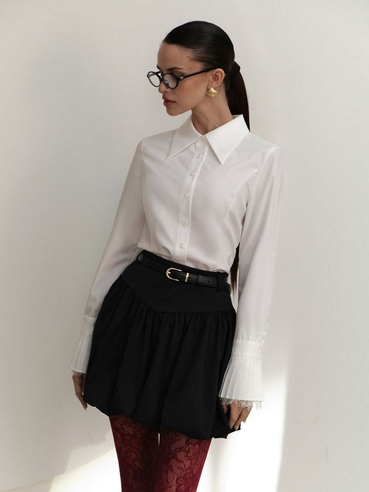 Fitted shirt with lace on the cuffs :: LICHI - Online fashion store University Outfit, University Style, Shirt With Lace, Fitted Shirt, Lace Decor, Online Fashion Store, Lace Insert, Elegant Shirt, Online Fashion Stores