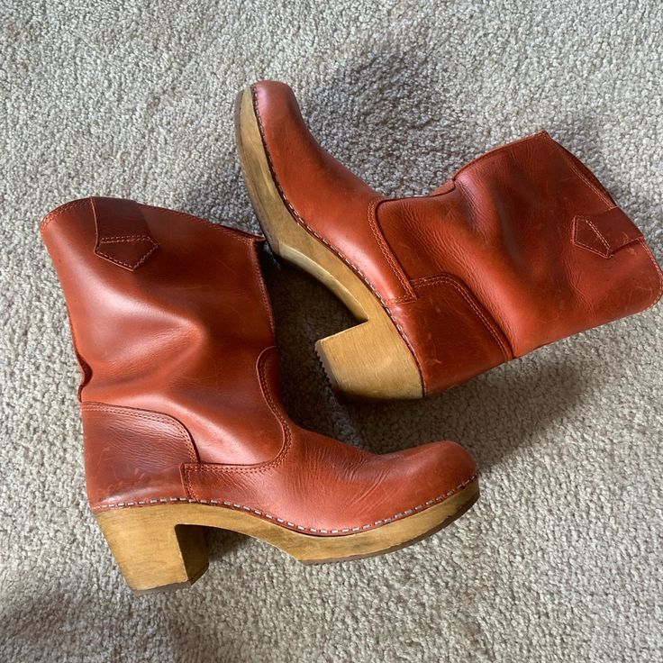 Sanita Brand Clog Boot. Awesome Rusty Red Orange Color. Almost Brand New. Very Little Wear At All! Side 41 And Fit Like A Women’s 9.5 These Are So So Cute With Dressed And Skirts And Tight. Perfect Fall Boots. Look Funky Fun Vintage But Are Almost Brand New. Super Comfy Too! Awesome Swedish Clog Brand And So We’ll Made And Functional Perfect Fall Boots, Swedish Clogs, Red Orange Color, Clog Boots, Fall Boots, Clogs Shoes, Mule Clogs, Mules Shoes, Orange Color