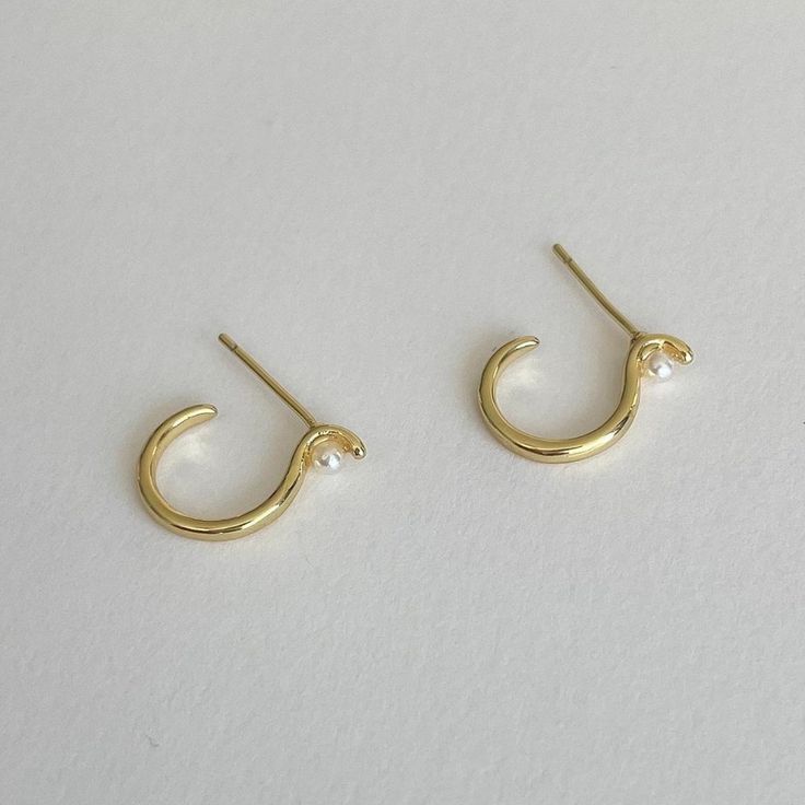 Dainty Hoop Earrings Pearl Earrings 24k Gold Plated Brass, Tarnish Resistant, 15mm In Diameter. Shell Pearl On Each Earring. This Listing Is For One Pair Of Hoops. Free Shipping On All Bundles And 10% Off On 2+ Items. Simple Single Hoop Earring, Gold Hoop Pearl Earrings With Ear Wire, Gold Pearl Hoop Earrings With Ear Wire, Everyday Simple Gold Earrings, Minimalist Hoop Pearl Earrings With Ear Wire, Small Hoop Pearl Earrings For Everyday, Gold Minimalist Pearl Earrings, Tarnish Resistant, Gold Minimalist Pearl Earrings Tarnish Resistant, Everyday Pearl Hoop Earrings With Ear Wire