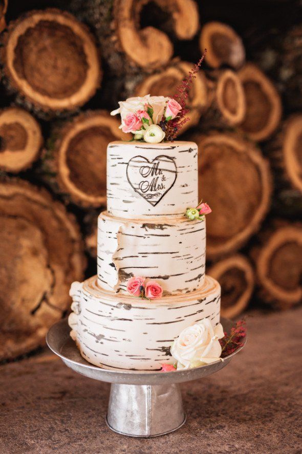 the wedding cake is made from birch trees