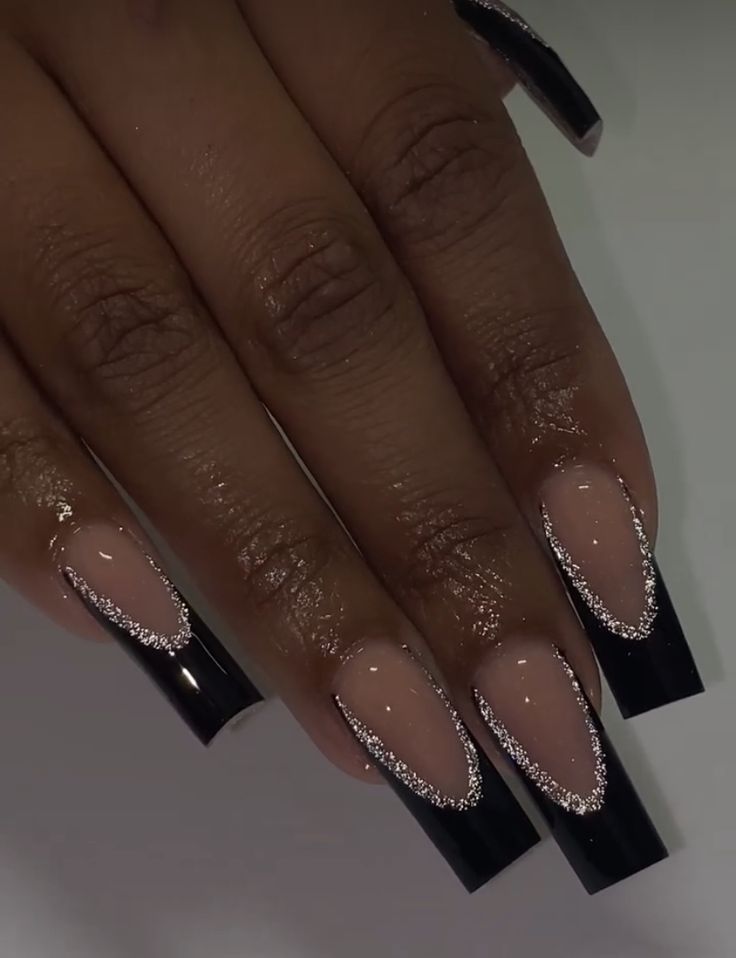 Unique Nails Black, Black And Silver Nail Inspo Acrylic, Black And Silver Sparkly Nails, Senior Picture Nails Ideas White, Simple Nail Ideas Black, Black N Silver Nails, Black And White Birthday Nails, Nails For Black Prom Dress, Birthday Nail Designs Classy